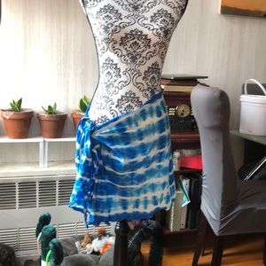 Aqua Sarong